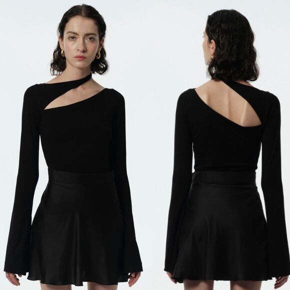 Revolve Manuri Top Black Sandy Asymmetric Cut Out Flare Sleeve Long Blouse Sz XS - Picture 7 of 10